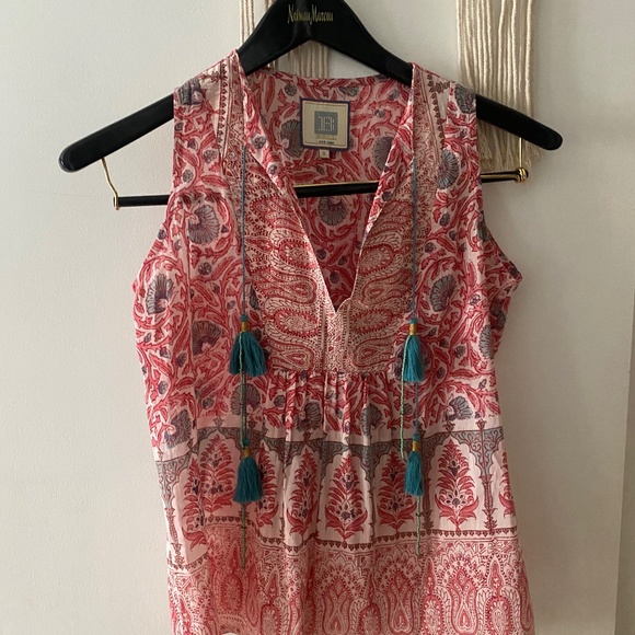 BELL by Alicia Bell Tops - BELL by Alicia Bell Malibu Size small cotton voile top pink and fuschia NWOT